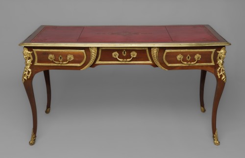 18th French fine desk by François Lieutaud, circa 1730 - 
