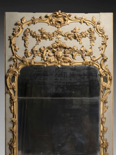Large giltwood overmantel, Provence, Louis XV period, circa 1760 - 
