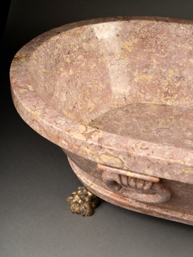Brocatelle marble planter, Rome circa 1800 - Architectural & Garden Style Empire