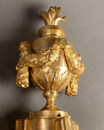 Paire d’appliques aux lions par St Germain, Paris vers 1765 - Franck Baptiste Paris