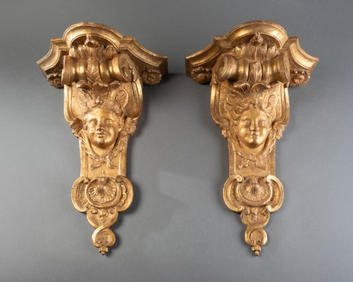 Objet de décoration  - Paire de consoles d'appliques en bois doré, Paris époque Régence