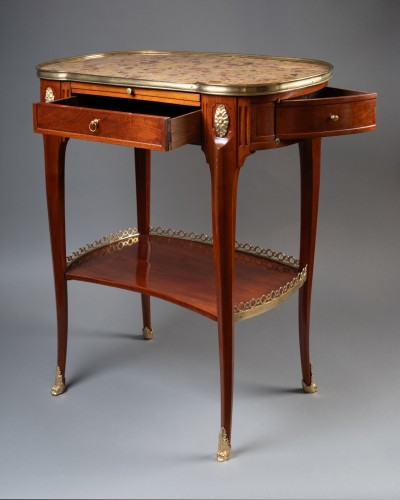 Louis XVI - A parlor table serving as a lectern, Paris, circa 1770