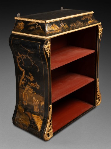Furniture  - 18 th Martin varnished office filing cabinet, Paris, Louis XV period