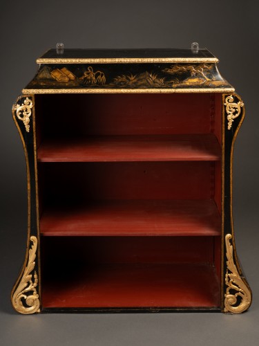 18 th Martin varnished office filing cabinet, Paris, Louis XV period - Louis XV