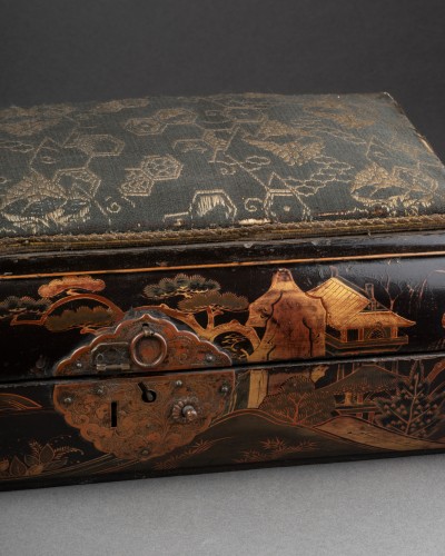 Curiosities  - Japanese lacquer sewing box, circa 1700-1730