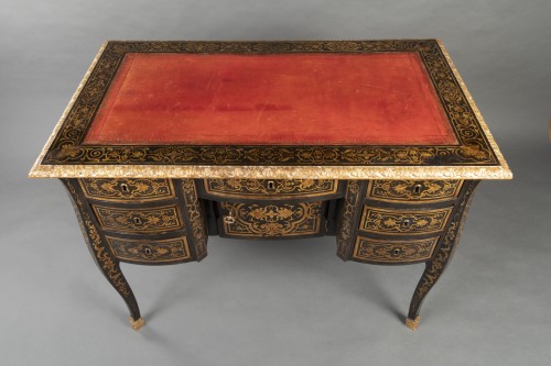 Antiquités - Bureau Mazarin en laque à l’imitation de la marqueterie Boulle , époque Louis XIV
