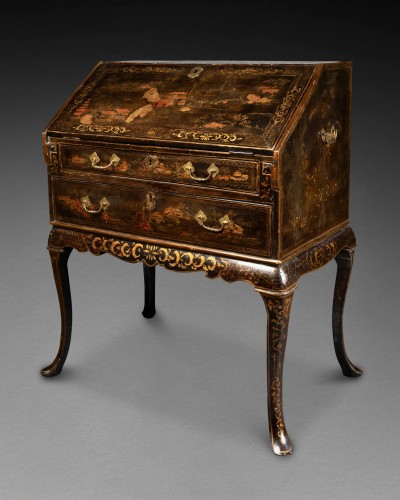 Louis XV - Bureau de pente en laque de Chine vers 1760