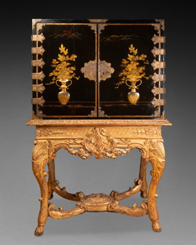Cabinet de voyage en laque du Japon, vers 1680 - Franck Baptiste Paris