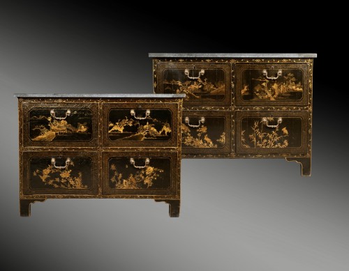 Antiquités - Paire de commodes en laque de Chine, Angleterre vers 1780
