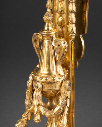 18th century - Bronze and lacquer screen candlestick, Paris, circa 1765