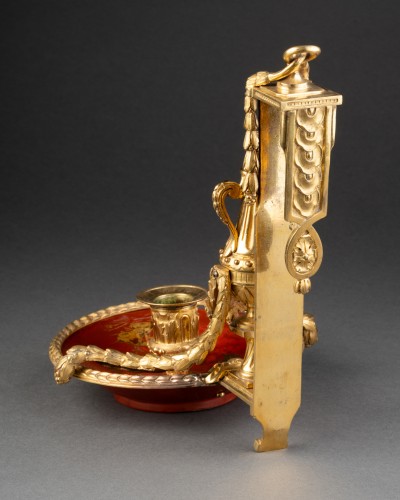 Bronze and lacquer screen candlestick, Paris, circa 1765 - Transition
