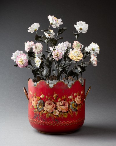 Cooling stand mounted in a floral arrangement, Paris, Louis XVI period - 