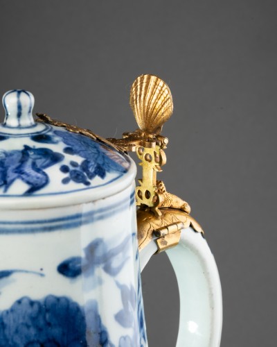 Fontaine à café en porcelaine du Japon vers 1680-1690 - Franck Baptiste Paris
