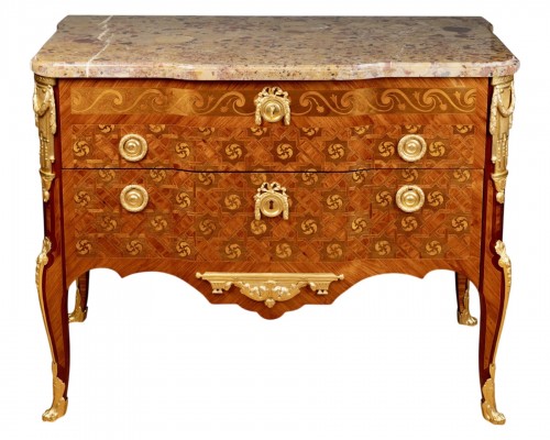 Commode à la Grecque par Pierre Denizot, Paris vers 1770