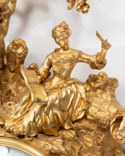 18th century - Monumental cartel clock featuring musicians, Paris, Louis XV period, circa 