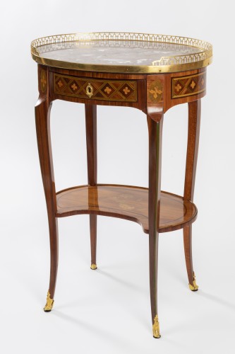 Antiquités - A Transitional trellis marquetery table stamped Reizell, circa 1770