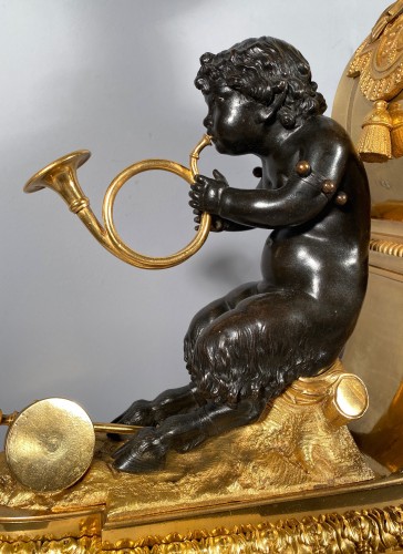 Horlogerie Pendule - Pendule de cheminée aux faunes musiciens, Thomire à Paris vers 1790