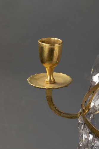 Antiquités - Paire de girandoles en bronze et cristal taillé, St Petersbourg vers 1790
