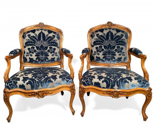 Paire de fauteuils à châssis par Jean Gourdin, Paris vers 1750