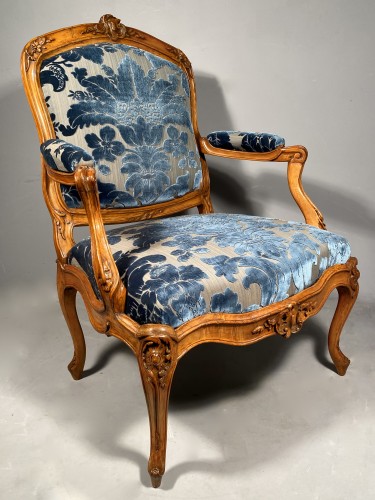 Paire de fauteuils à châssis par Jean Gourdin, Paris vers 1750 - Louis XV