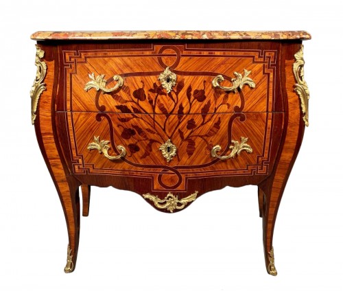 Commode en marqueterie estampillée LUTZ, Paris époque Louis XV