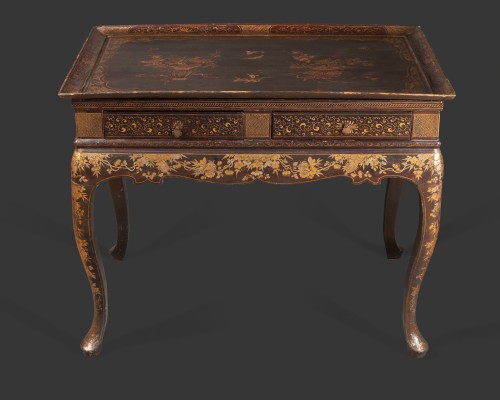 Tea table, China 18th century for export to Europe - Furniture Style Louis XV
