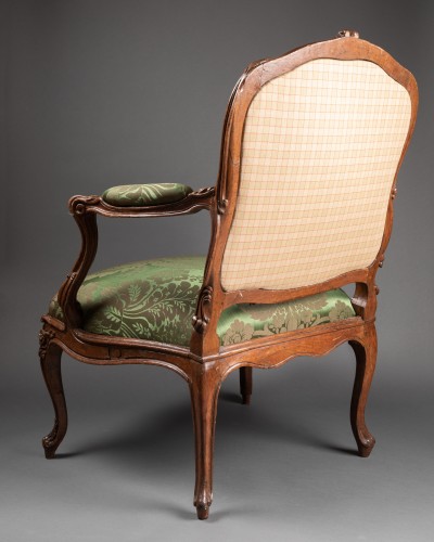 18th century - Series of four armchairs à chassis by Pierre Bara, Paris around 1760