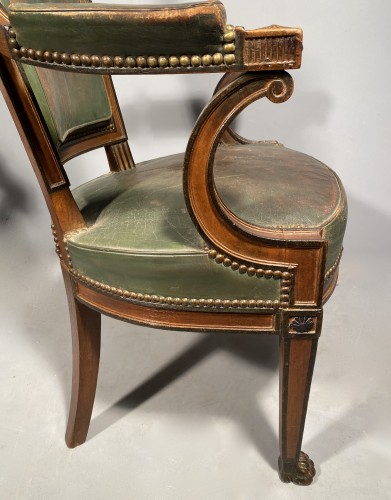 Paire de fauteuils d’officier par Georges Jacob vers 1795 - Directoire
