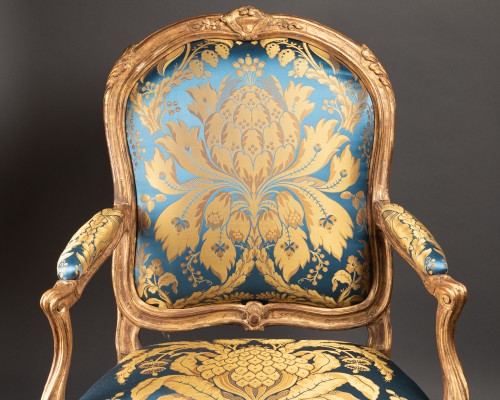 Paire de fauteuils à châssis en bois doré par Nicolas Heurtaut vers 1765 - Franck Baptiste Paris