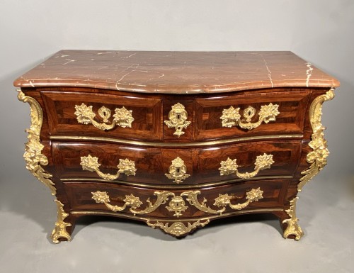 Regency commode with fauna masks by Mondon - 