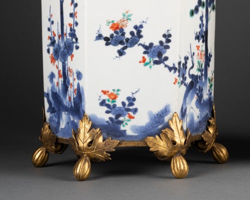  Pair of Kakiémon porcelain vases from Japan, circa 1670-90 - Porcelain & Faience Style Louis XIV