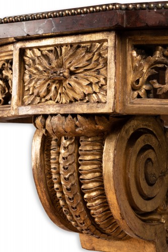 Mobilier Console - Console en bois de chêne doré d’après de Lalonde vers 1785