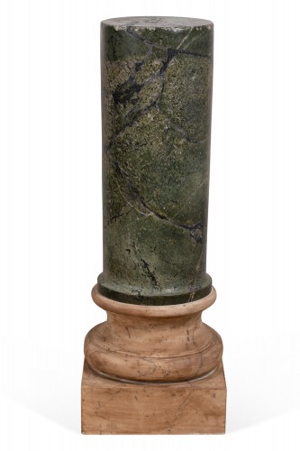 Pair of serpentinite columns, Italy before the 17th century - 