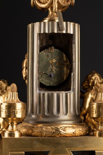 Antiquités - Pendule colonne l’étude et la science par Osmond, Paris vers 1770