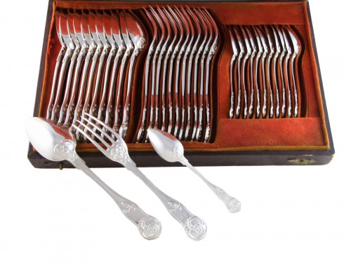 Set of eight large cutlery with the monogram AC in solid silver