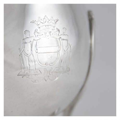 Sterling silver pot from Paris, Louis XVI period, Marquis de Rostaing arms - Antique Silver Style Louis XVI