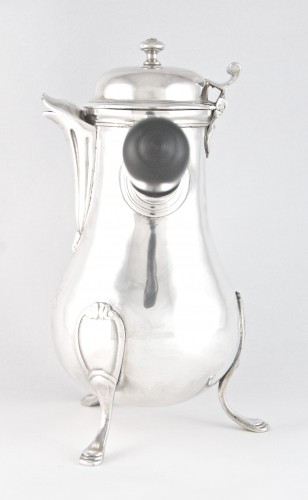 Sterling silver pot from Paris, Louis XVI period, Marquis de Rostaing arms - 