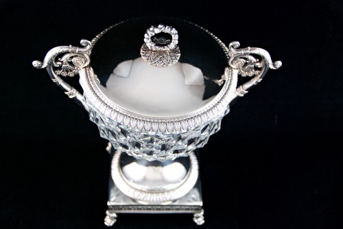 Solid silver and cut crystal drageoir, Louis XVIII period, Paris 1819-1838 - Restauration - Charles X
