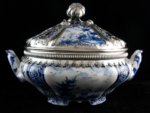 Antiquités - Delft, c.1759 - Terrine d'époque Louis XV montée d'argent massif (Paulus Van Der Burch)