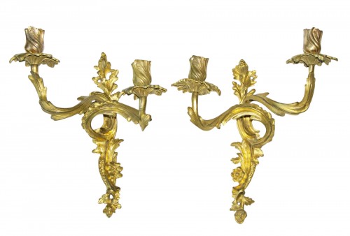 Paire d’appliques en bronze doré d’époque Louis XV