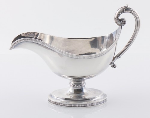 XIXe siècle - Saucière casque en argent massif, D.-T. LEGRAND, Paris 1819-1834 époque Louis XVIII