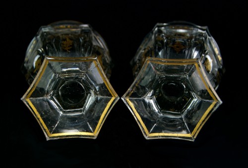 19th century - Baccarat – Pair of Louis-Philippe Period Crystal Violet Vases with gilt