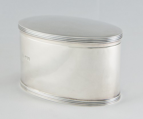Hamilton &amp; Inches – Royal Warrant Holders – Sterling Silver Tea Caddy, Geor - silverware & tableware Style 