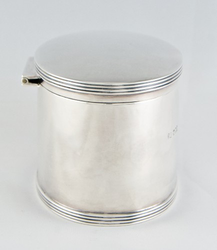 Hamilton &amp; Inches – Royal Warrant Holders – Sterling Silver Tea Caddy, Geor - 