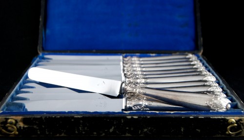 19th century - Robert LINZELER – Set of 24 silver knives, blades by J. PIAULT, Paris 19th 
