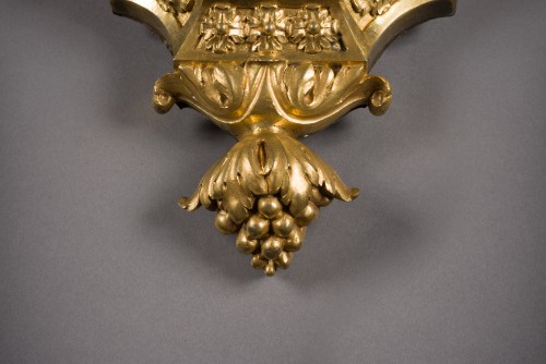 Gilt Bronze Wall Cartel “à ruban”, model Robert Osmond – Paris, 18th C. - 