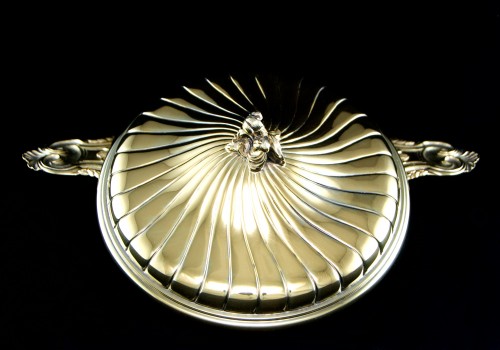 Lidded bowl with handles in French solid silver-gilt by TÉTARD Frères Paris - 