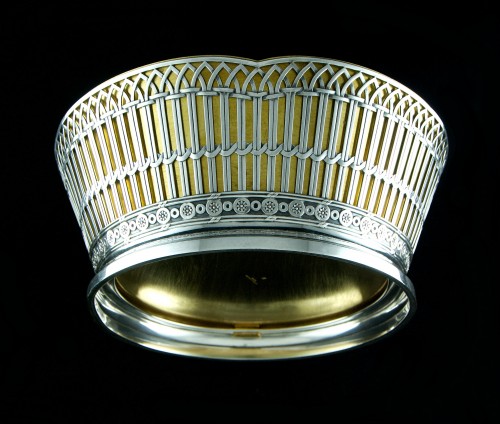 RISLER & CARRÉ – Centre de table jardinière en argent massif à décor de vannerie - Argenterie et Arts de la table Style 