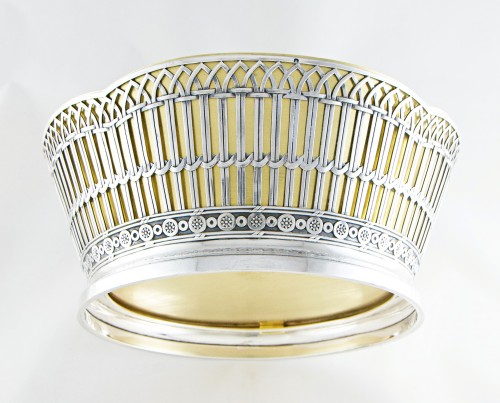 Antiquités - RISLER & CARRÉ – Centre de table jardinière en argent massif à décor de vannerie