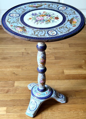 Présent diplomatique – Guéridon en porcelaine de Limoges BARON JOURDAN par LE TALLEC - 